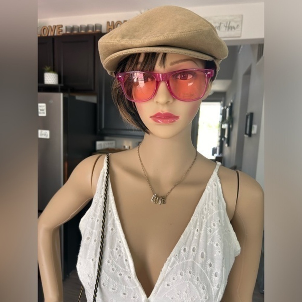 โจNWT Blush Pink translucent framed sunglasses ๐ sunshades - Picture 2 of 10